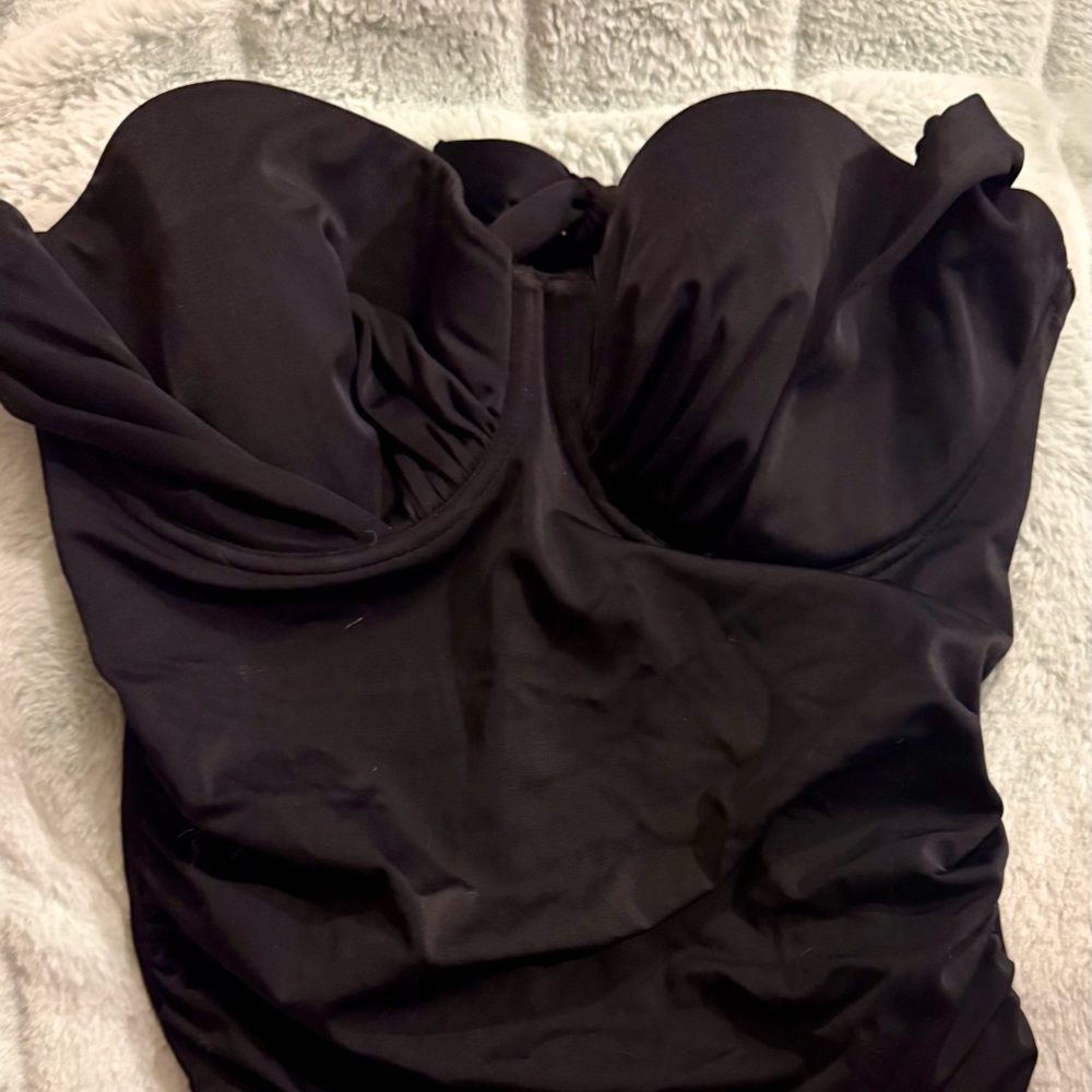 EUC La Senza UK 34F Black Swimsuit